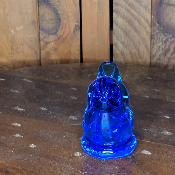 Blue Glass Bird Figurine - Picture 9 of 16